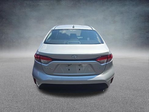 Used 2025 Toyota Corolla LE FWD image 7
