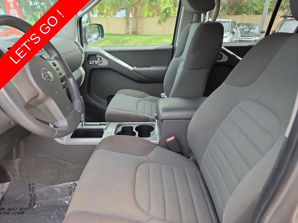 Used 2008 Nissan Pathfinder S RWD image 16