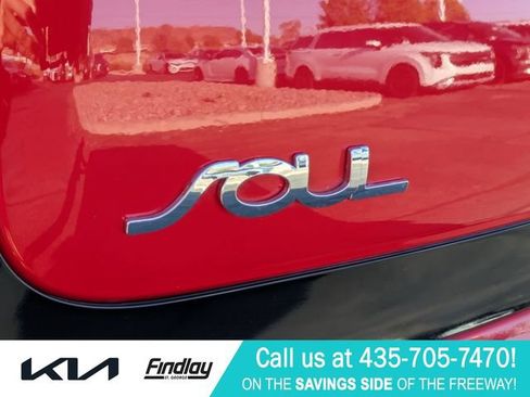 Used 2019 Kia Soul + FWD image 11
