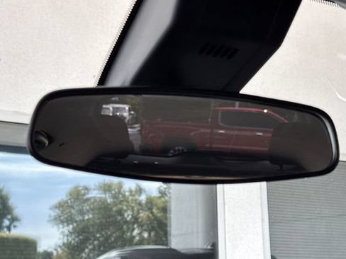 Used 2024 Chevrolet Equinox LT FWD image 25