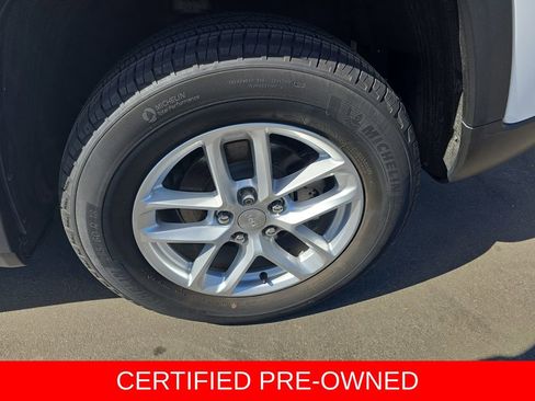 Used 2023 Jeep Grand Cherokee Laredo w/ Trailer Tow Prep Group (B) image 32