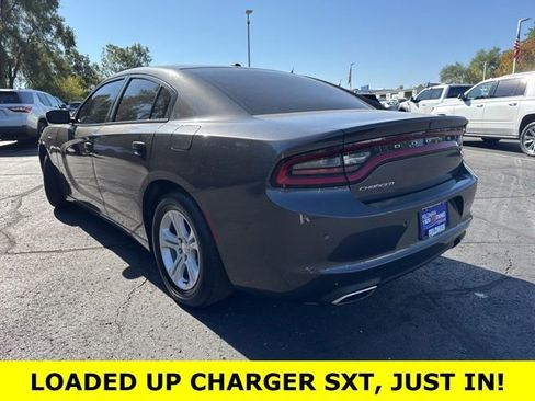 Used 2019 Dodge Charger SXT w/ Leather Interior Group image 7