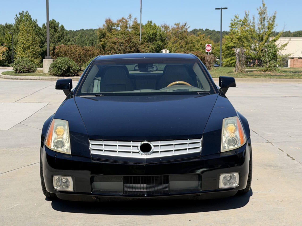 Used 2004 Cadillac XLR RWD image 24