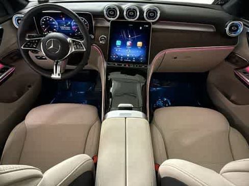 Used 2026 Mercedes-Benz GLC 300 4MATIC image 5