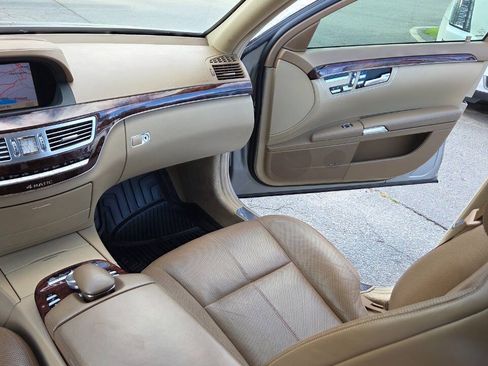 Used 2007 Mercedes-Benz S 550 4MATIC image 37