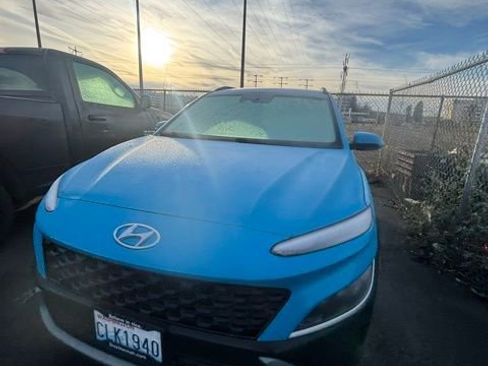 Used 2022 Hyundai Kona SEL image 2