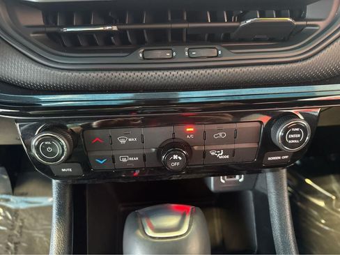Used 2022 Jeep Compass Latitude AWD/4WD image 23