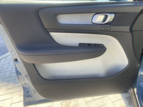 New 2025 Volvo XC40 B5 Plus w/ Protection Package Premier image 14