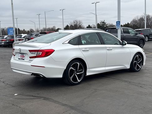 Certified 2018 Honda Accord Sport image 11