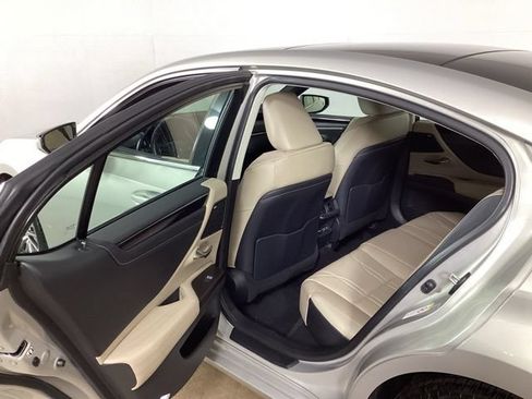 Used 2019 Lexus ES 350 w/ Accessory Package FWD image 21