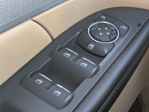 Used 2017 Ford Explorer XLT w/ Equipment Group 202A image 27