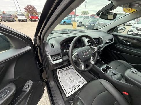 Used 2022 GMC Terrain SLT w/ Tech Package AWD/4WD image 15
