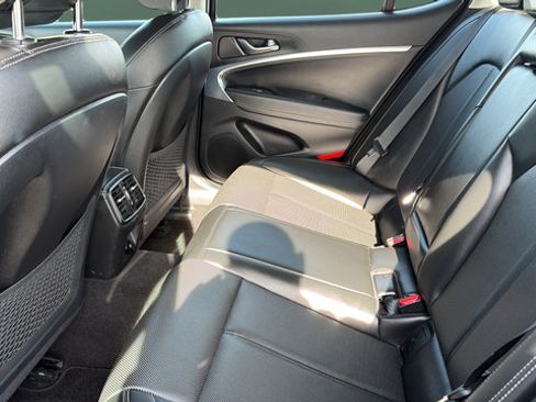 Used 2019 Genesis G70 2.0T Advanced AWD/4WD image 23