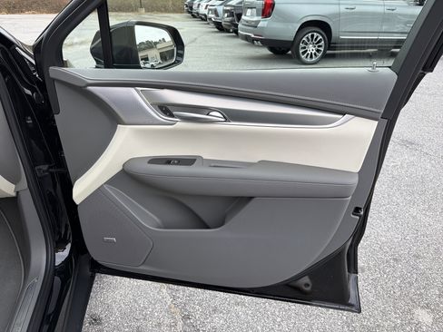 New 2026 Cadillac XT5 Premium Luxury image 18