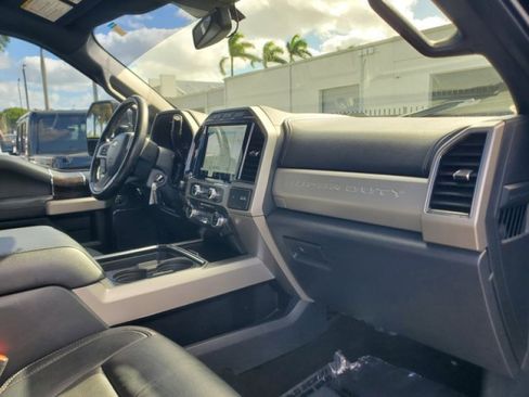 Certified 2022 Ford F250 Lariat image 34