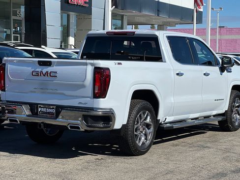 New 2026 GMC Sierra 1500 SLT w/ SLT Premium Plus Package AWD/4WD image 4