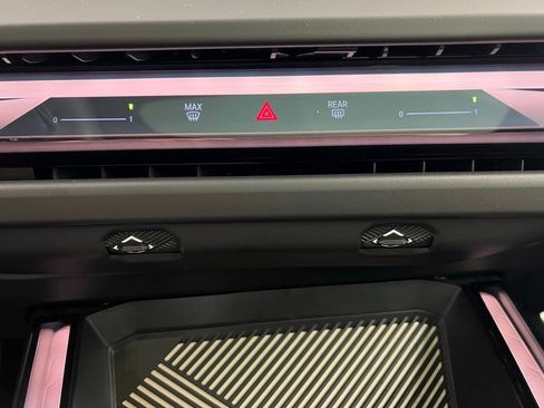 Used 2025 BMW X3 xDrive30i image 21