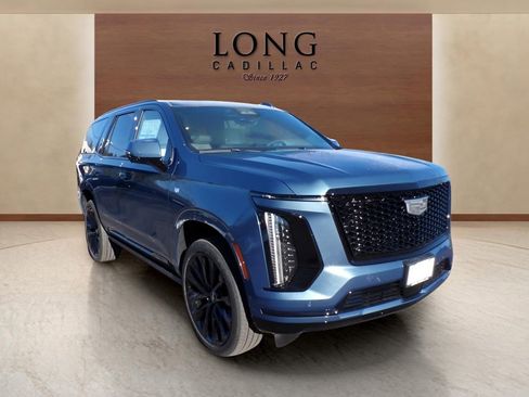 New 2026 Cadillac Escalade Platinum Sport w/ LPO, ONYX Package image 3