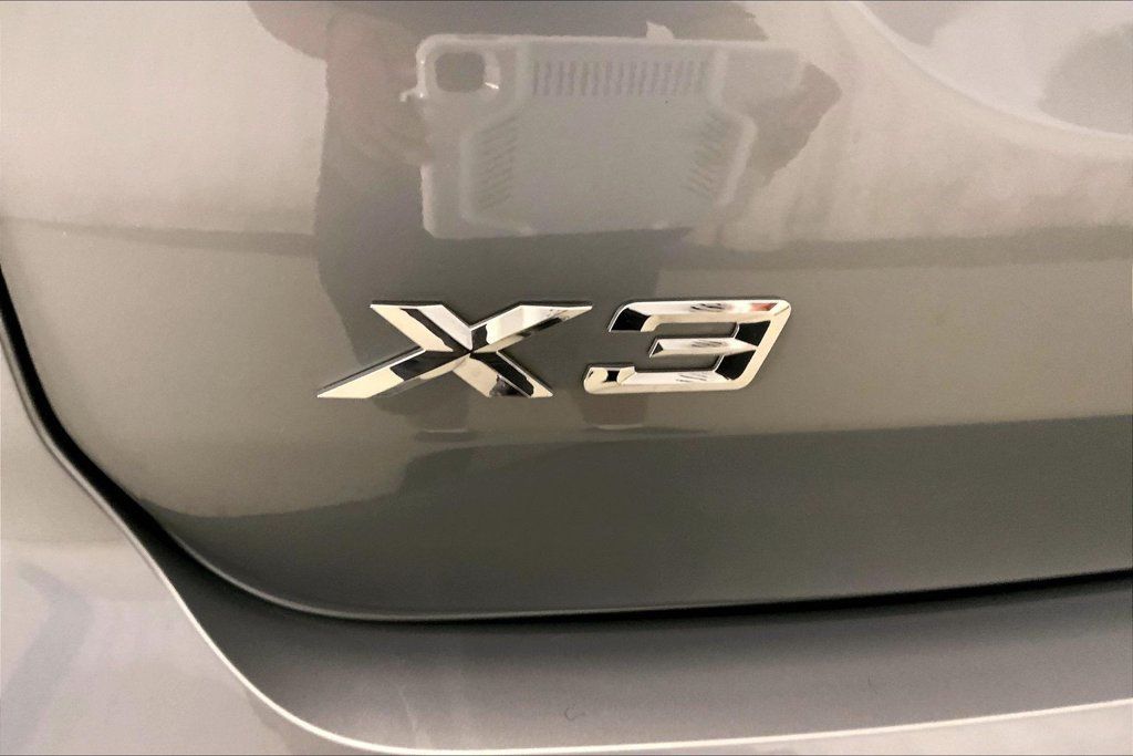 Certified 2024 BMW X3 xDrive30i w/ Premium Package AWD/4WD image 4