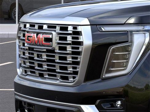 New 2026 GMC Yukon Denali image 13