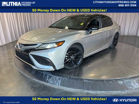 Used 2021 Toyota Camry XSE w/ Navigation Package FWD image 1