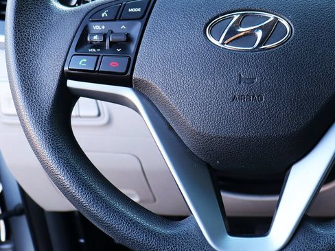 Used 2017 Hyundai Tucson SE w/ SE Popular Package 02 FWD image 48