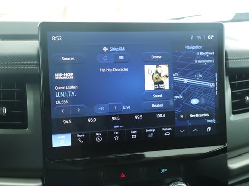 Used 2023 Ford Expedition Max XLT image 15