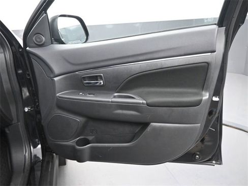 Used 2024 Mitsubishi Outlander Sport AWD image 20