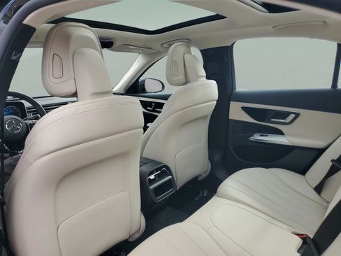 Certified 2025 Mercedes-Benz E 350 Sedan image 11