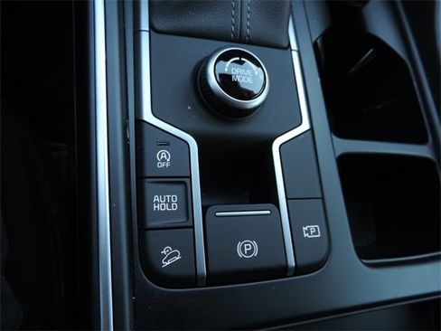 Used 2026 Kia Sorento LX image 22