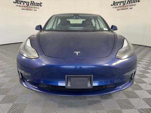 Used 2023 Tesla Model 3 Standard Range RWD image 5