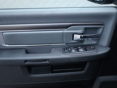 Used 2024 RAM 1500 Classic SLT image 17