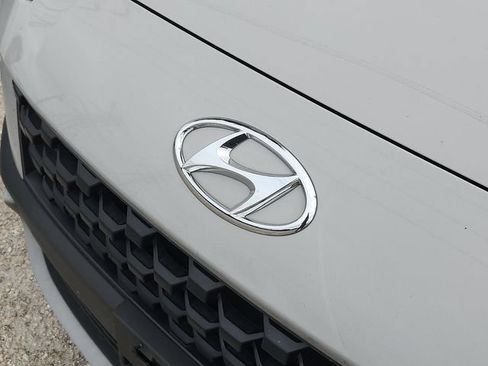 Used 2023 Hyundai Kona SEL AWD/4WD image 4