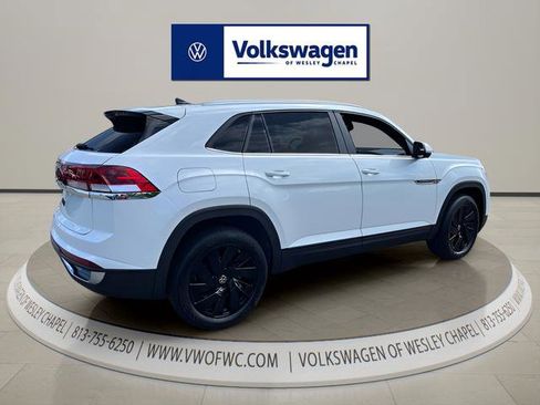 Used 2026 Volkswagen Atlas Cross Sport SE FWD image 7
