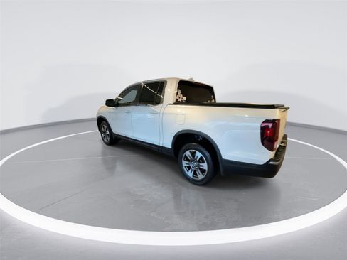 Used 2017 Honda Ridgeline RTL image 5