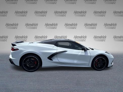 Used 2024 Chevrolet Corvette Stingray Preferred Conv w/ Z51 Performance Package RWD image 11