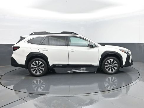 Used 2024 Subaru Outback Limited XT AWD/4WD image 4