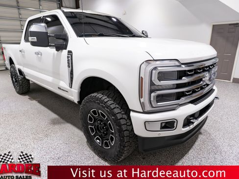 Used 2024 Ford F250 Platinum AWD/4WD image 6