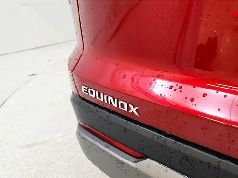 Used 2025 Chevrolet Equinox LT w/ Safety and Technology Package FWD image 36