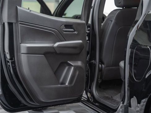 New 2026 Chevrolet Colorado W/T w/ WT Custom Package RWD image 32