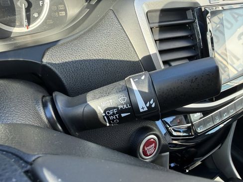 Used 2017 Honda Accord EX-L image 22