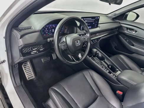 Used 2024 Honda Accord Sport image 9