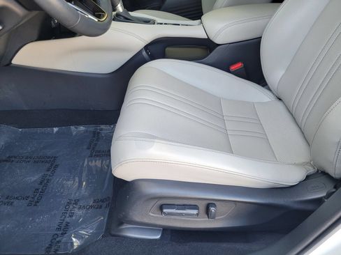 Used 2024 Honda HR-V EX-L image 23