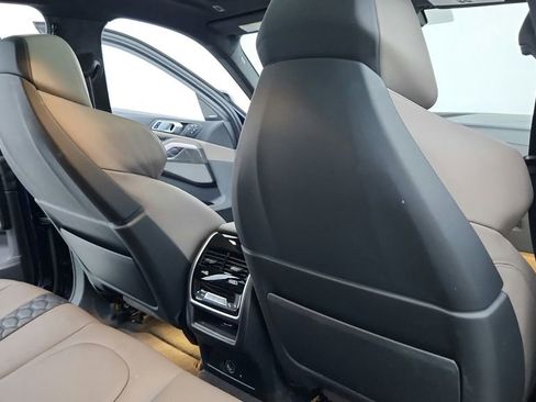 Used 2021 BMW X6 M w/ Competition Package image 41