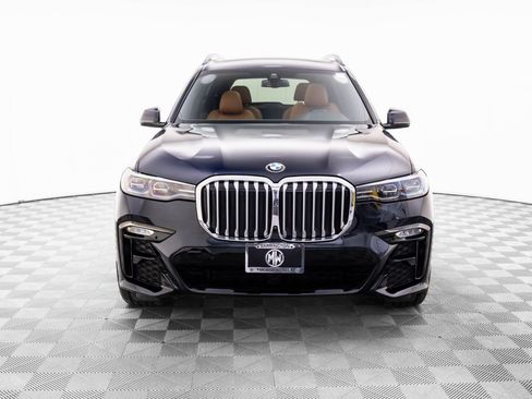 Used 2022 BMW X7 xDrive40i w/ M Sport Package image 8