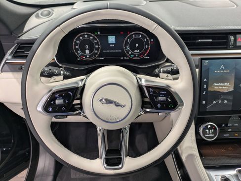 New 2026 Jaguar F-PACE R-Dynamic S image 15