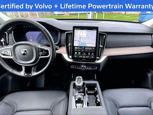 Certified 2025 Volvo XC90 B6 Plus image 19