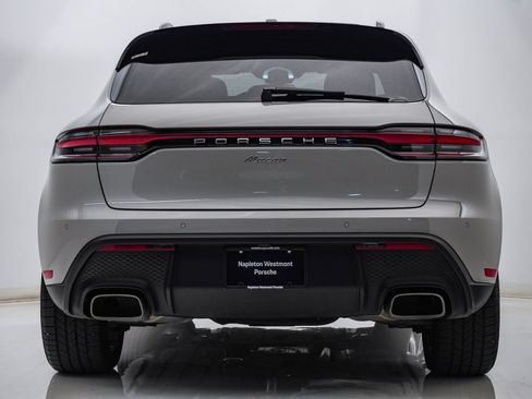 Certified 2024 Porsche Macan AWD/4WD image 10