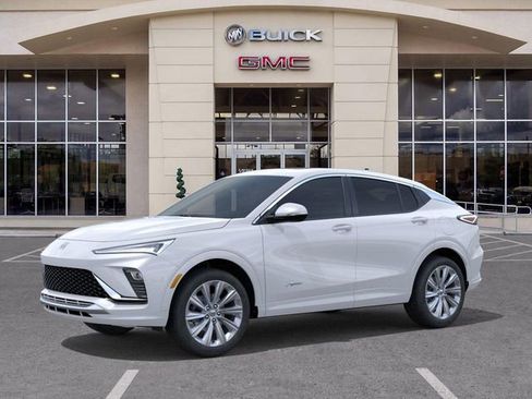 New 2025 Buick Envista Avenir image 2