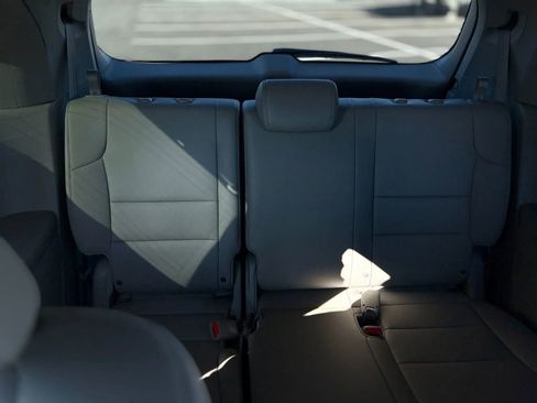 Used 2014 Honda Odyssey EX-L image 16